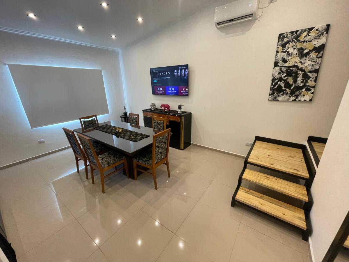Urbana Premium Suites Apartamentos De Categoria Parking Privado - Seguridad - Sanatorio Allende - Hospital Privado - Estadio Kempes - Universidad Siglo 21 - Complejo Ferial Cordoba - Quorum - Aeropuerto Internacional Taravella Dış mekan fotoğraf
