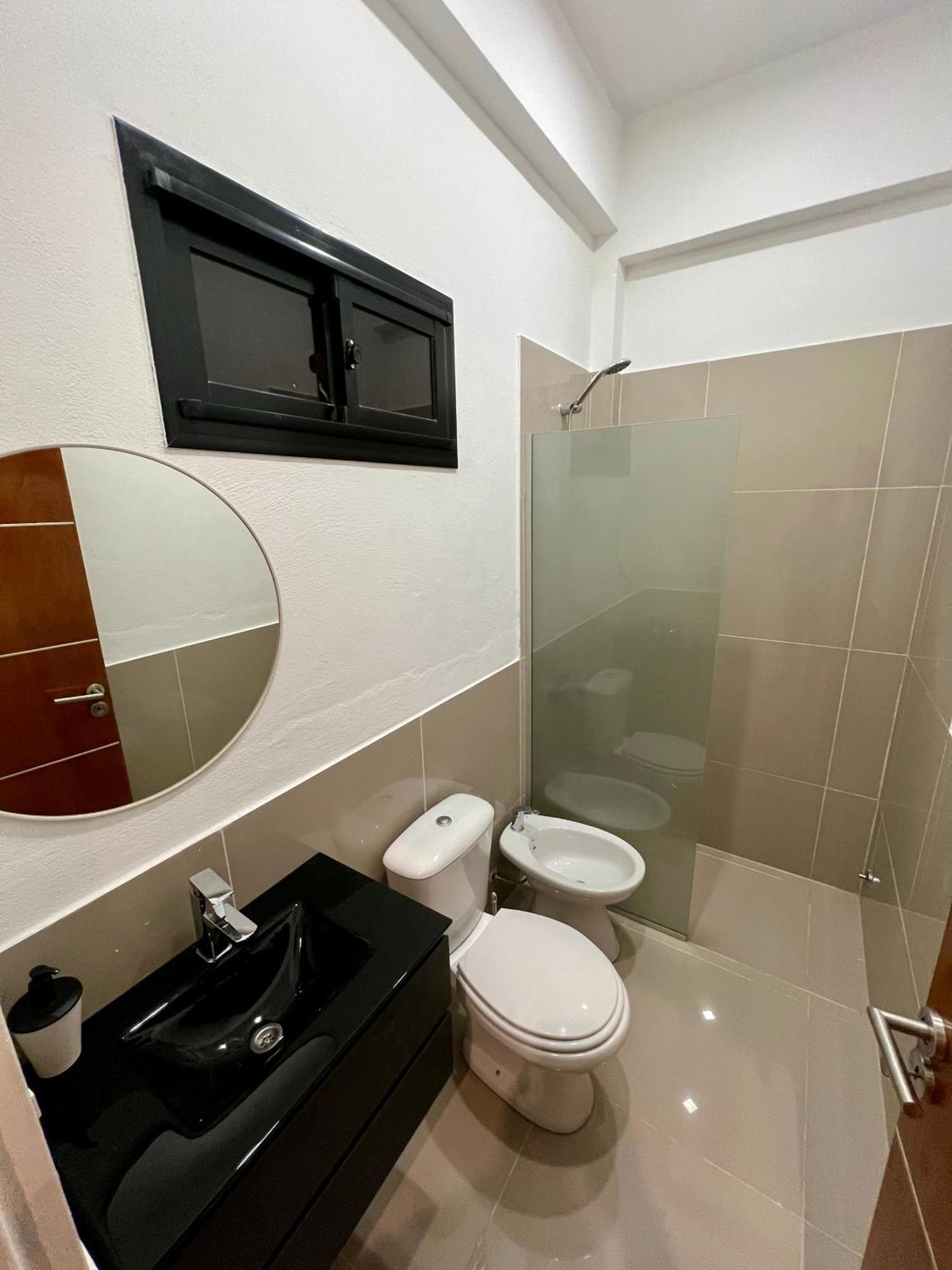 Urbana Premium Suites Apartamentos De Categoria Parking Privado - Seguridad - Sanatorio Allende - Hospital Privado - Estadio Kempes - Universidad Siglo 21 - Complejo Ferial Cordoba - Quorum - Aeropuerto Internacional Taravella Dış mekan fotoğraf
