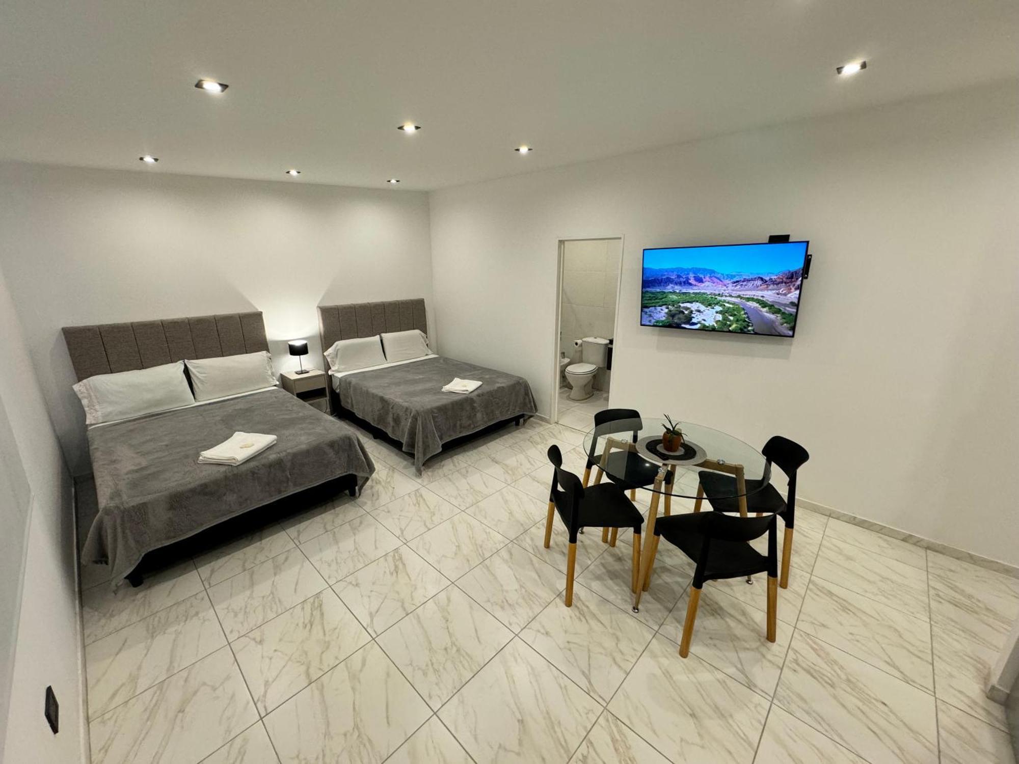 Urbana Premium Suites Apartamentos De Categoria Parking Privado - Seguridad - Sanatorio Allende - Hospital Privado - Estadio Kempes - Universidad Siglo 21 - Complejo Ferial Cordoba - Quorum - Aeropuerto Internacional Taravella Dış mekan fotoğraf