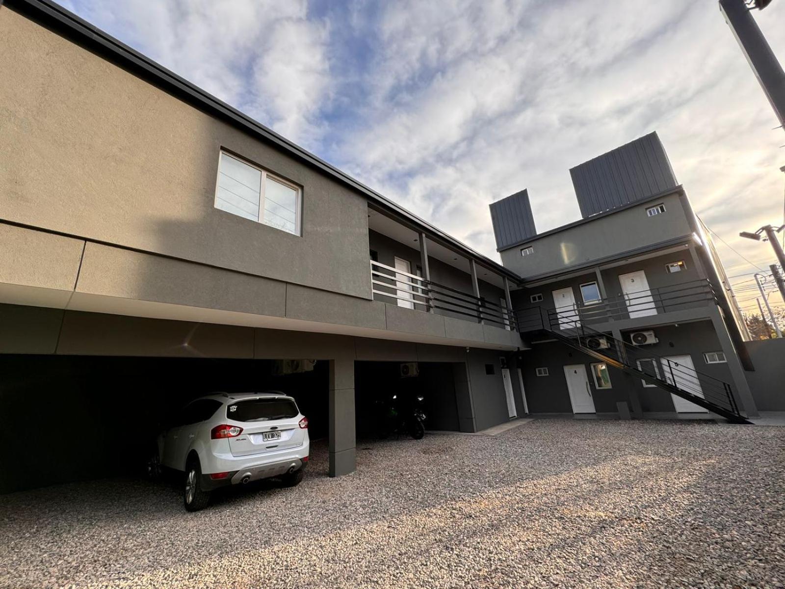 Urbana Premium Suites Apartamentos De Categoria Parking Privado - Seguridad - Sanatorio Allende - Hospital Privado - Estadio Kempes - Universidad Siglo 21 - Complejo Ferial Cordoba - Quorum - Aeropuerto Internacional Taravella Dış mekan fotoğraf